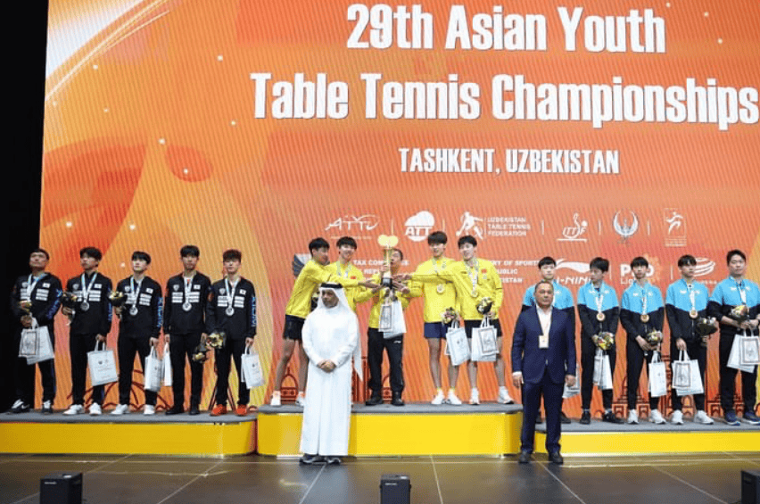 日本J1联赛_恭喜国乒一夜三冠！陈垣宇对决张本智和日本J1联赛，石洵瑶迎战大藤沙月