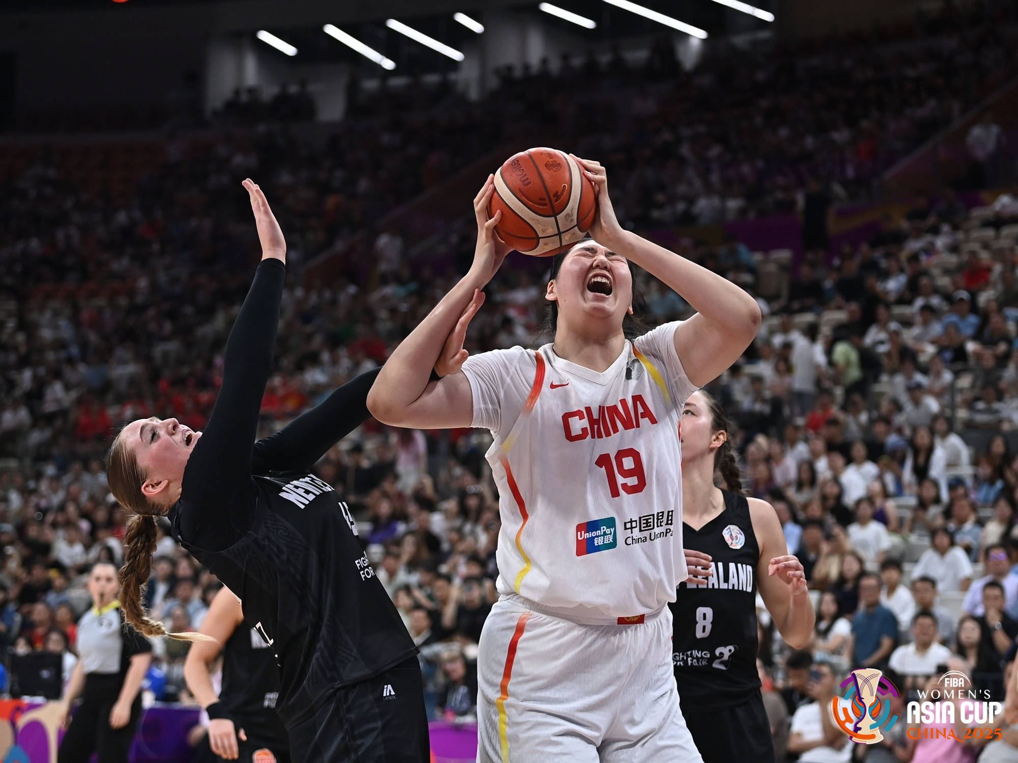 诺丁汉森林vs布伦特福德_亚洲杯-中国女篮34分狂胜新西兰 小组头名晋级4强