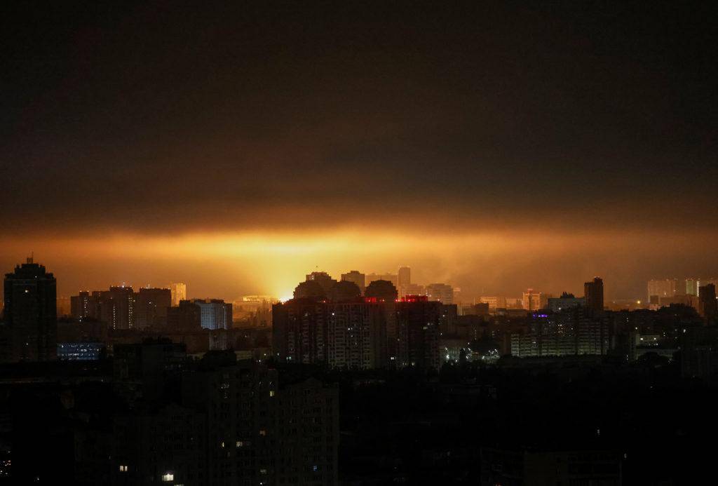 皇冠信用网登3代理注册_亚速旅要投降皇冠信用网登3代理注册？俄军根本不追求速胜：每晚上百无人机给乌克兰放血