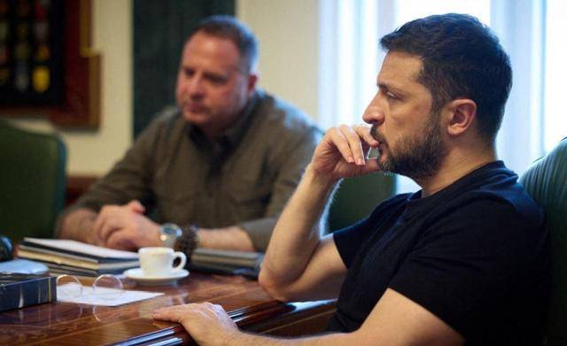 皇冠信用网代理怎么申请
_越打越猛!俄军撕开数公里缺口皇冠信用网代理怎么申请
,乌军官痛苦承认:这仗打不下去了