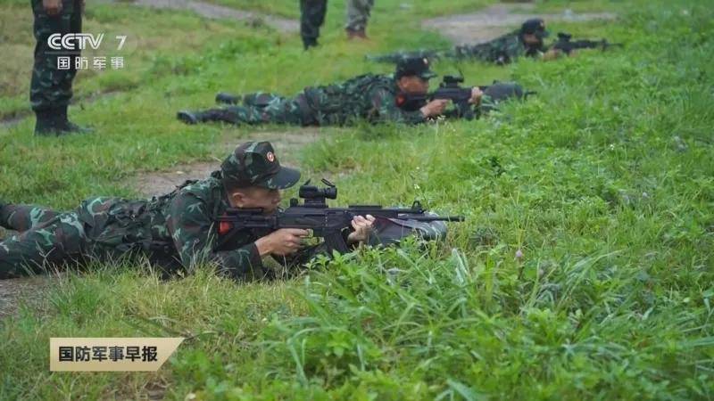 皇冠皇冠平台
_越南新步枪参加联合军演皇冠皇冠平台
,担心中国偷学技术,结果频繁卡壳到炸?