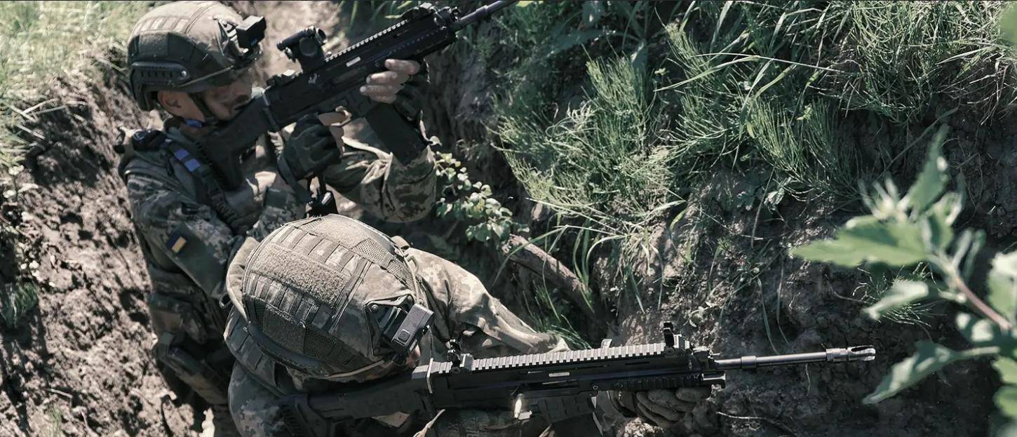 阿森纳vs利兹联_俄军敢死队又立大功：库普扬斯克市中心被攻下阿森纳vs利兹联，西尔斯基迎来决战