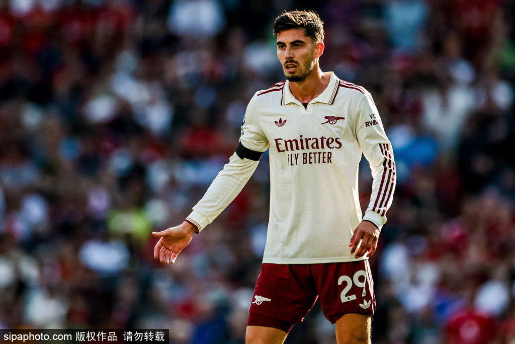 皇冠信用网申请_曼联进攻乏力：为何红魔在新赛季的进球如凤求凰皇冠信用网申请？