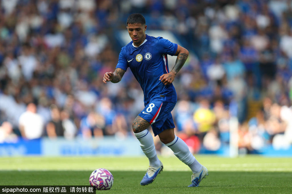 阿尔巴塞特vs桑坦德_切尔西与加纳乔的转会博弈：2500万英镑报价背后的故事与数据分析