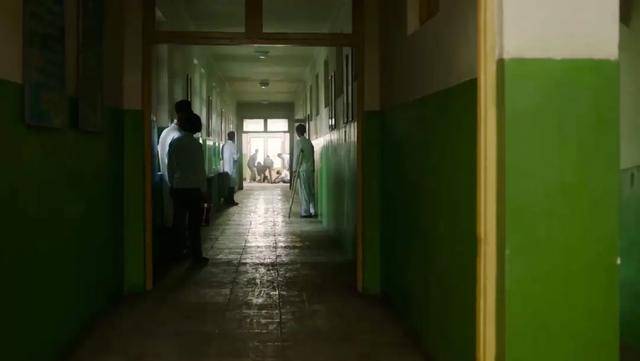 皇冠信用網怎么开通_年代剧的墙皇冠信用網怎么开通，为什么都是上白下绿？