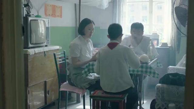 皇冠信用網怎么开通_年代剧的墙皇冠信用網怎么开通，为什么都是上白下绿？