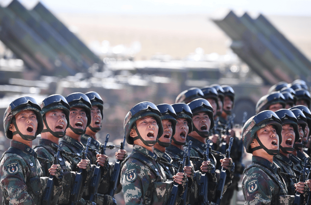 皇冠信用出租
_特朗普张口就来!妄言中国拿着美国给的7220亿贸易红利造军舰皇冠信用出租
,养活了中国的军队