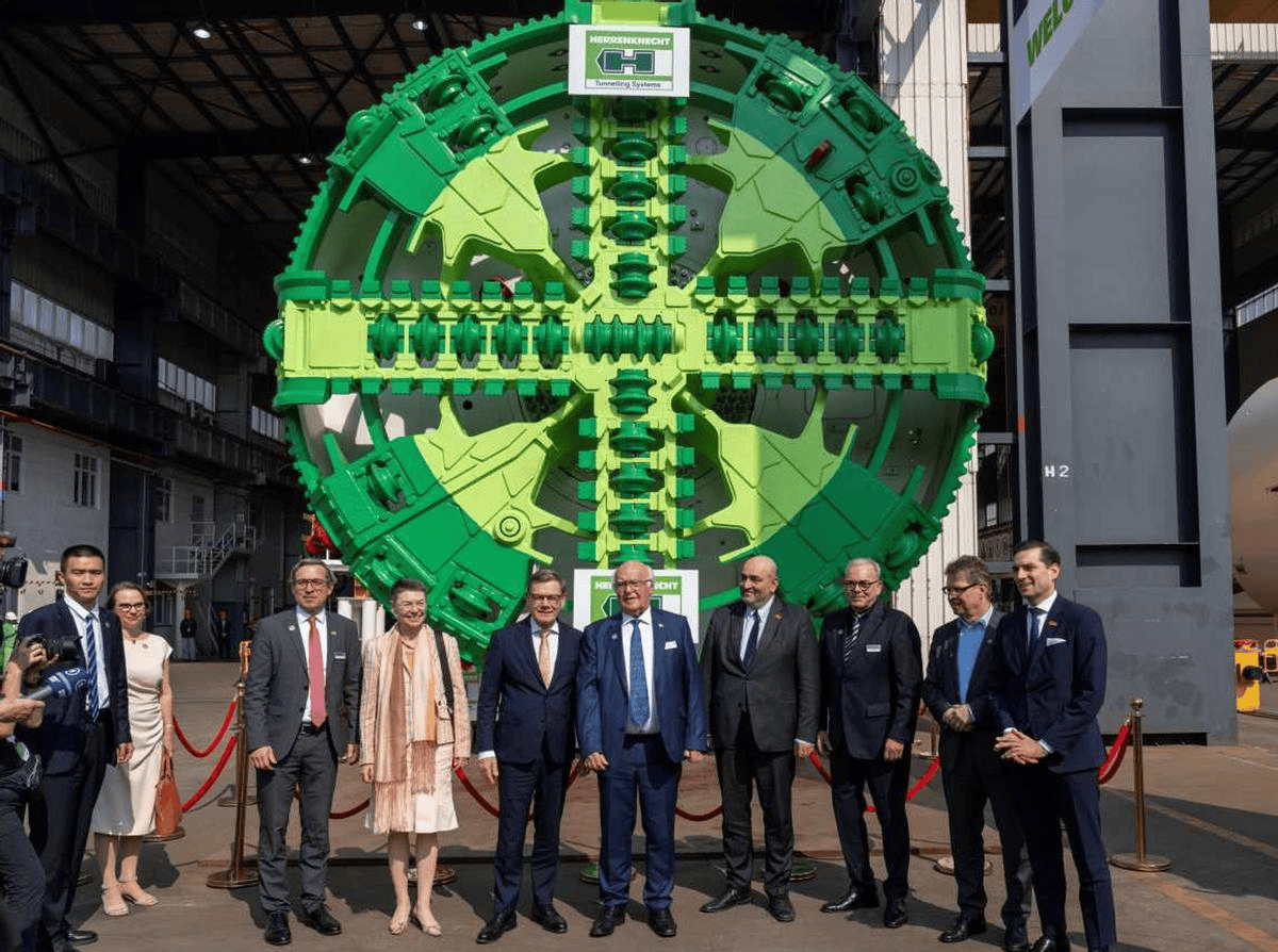 皇冠会员申请
_中德“离婚”已成定局?德国代表团访华从北走到南皇冠会员申请
,只求中国伸手相助