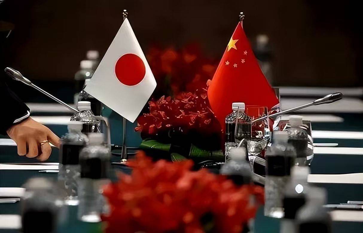 皇冠信用网代理占成
_日本天皇急召高市早苗皇冠信用网代理占成
,有要事交代,美国直言:别踩红线,小心被中国揍