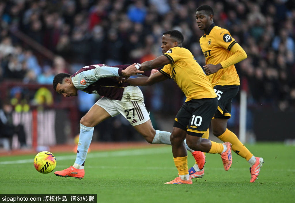 皇冠信用網在线开户
_特罗萨德禁区外绝妙远射皇冠信用網在线开户
,阿森纳3-0维拉!VAR确认进球背后的战术解析与情感共鸣