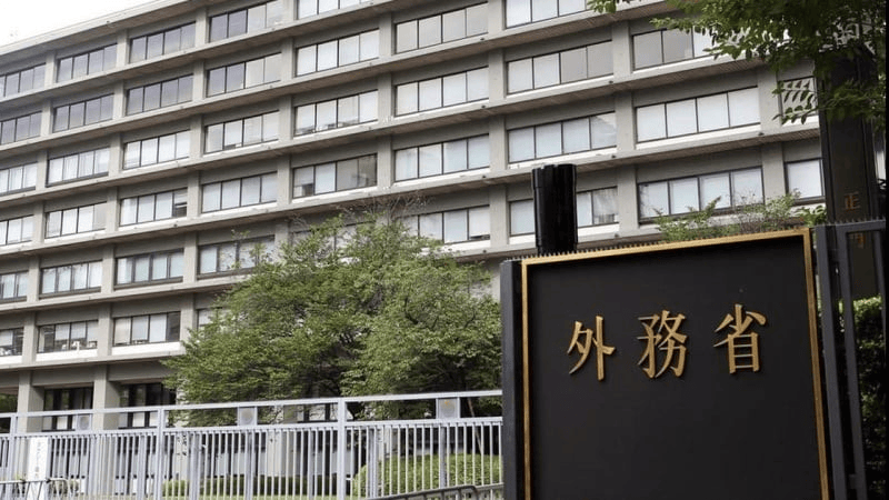 皇冠足球会员注册_解放军炮弹已打进台海皇冠足球会员注册，日本才缓缓冒头，用一句话就打发了赖清德