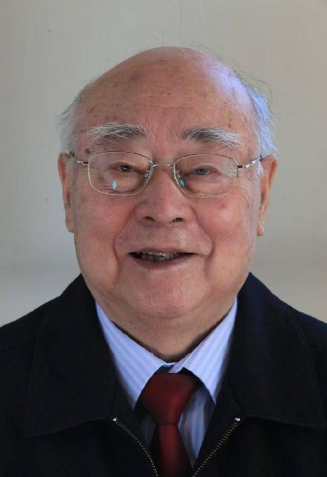 皇冠ag mos033
_首次公开皇冠ag mos033
!这是70多年前于敏的工资条