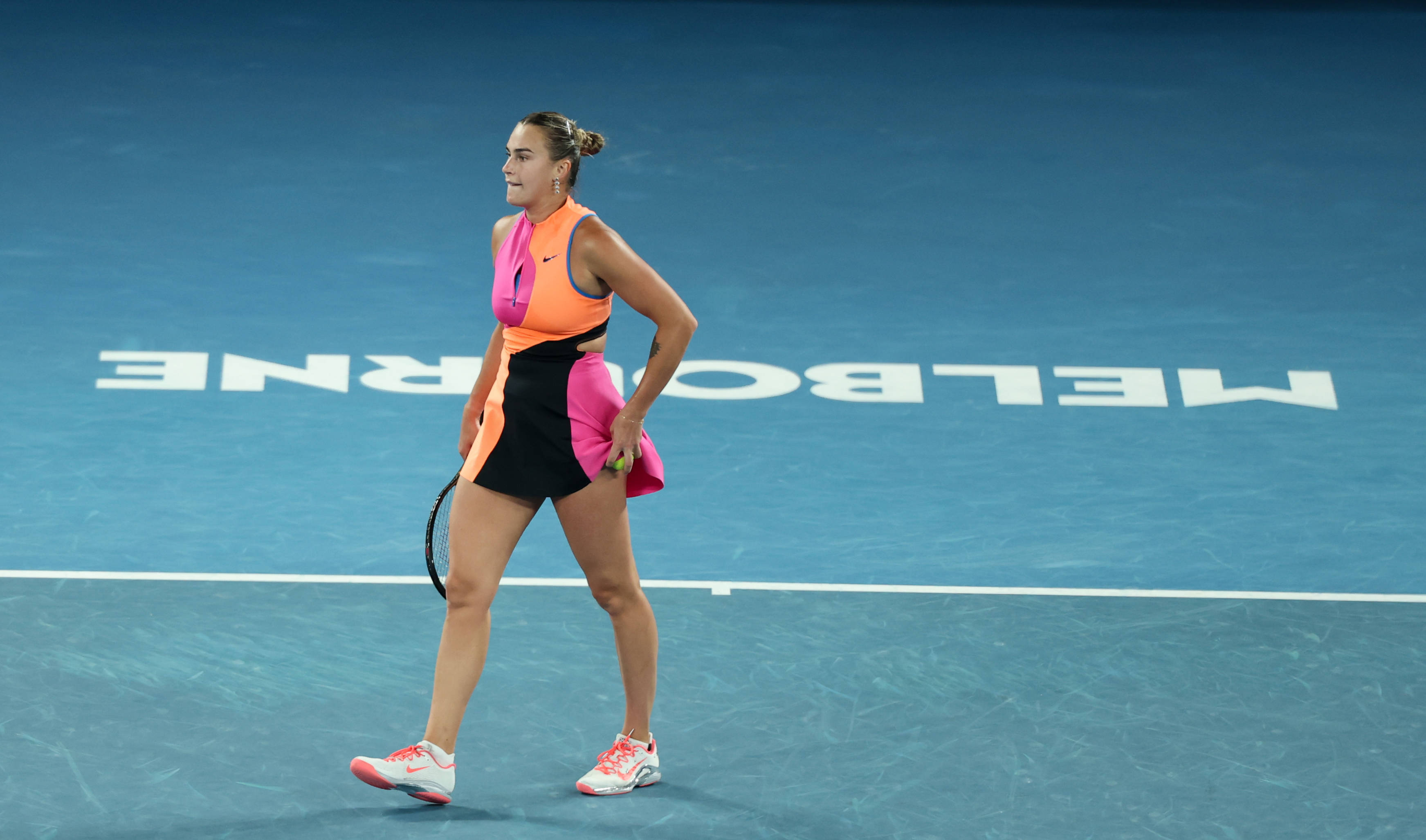 怎么申请皇冠信用网_(体育)网球——澳网女单决赛:莱巴金娜对阵萨巴伦卡