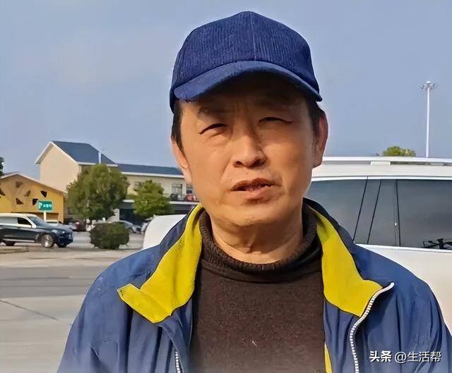 皇冠代理网址
_山东一家三口春节返乡途中突生变故皇冠代理网址
,车辆抛锚,患病儿子离世,父亲:感谢服务区送菜捐款,想赶紧修车回家给孩子处理后事