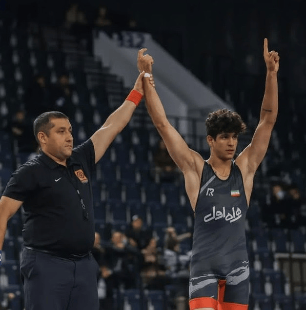 皇冠信用网会员开户_伊朗对3名抗议者执行绞刑 包括19岁国家运动员