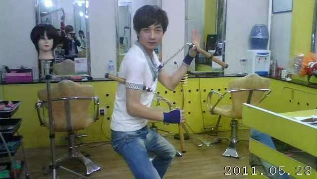 皇冠信用网可以占几成_刚接住流量的网红“村夫”皇冠信用网可以占几成，无声地走了