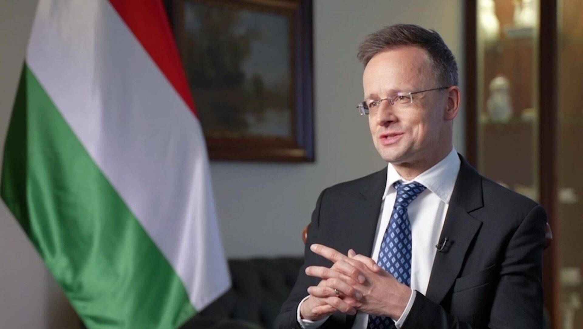 皇冠信用网平台_泽连斯基后悔了皇冠信用网平台，坏消息一个接一个，欧盟闹内讧，900亿援助被否！