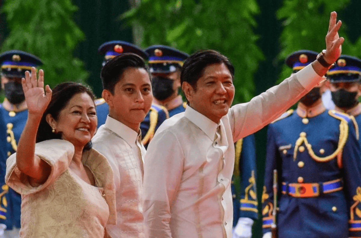 皇冠信用网代理流程
_菲律宾政坛变天?马科斯被催辞职皇冠信用网代理流程
,杜特尔特之子担任党总裁