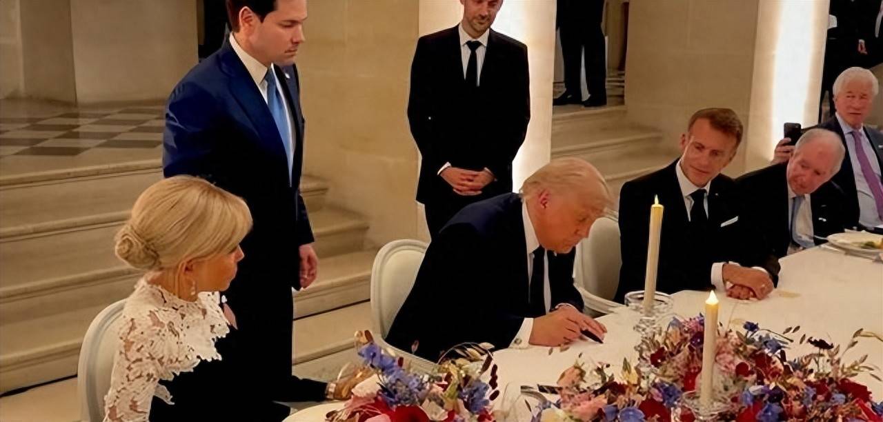 皇冠体育网_美国专家心态崩了：特朗普千不该万不该皇冠体育网，不应该在凡尔赛宫签字