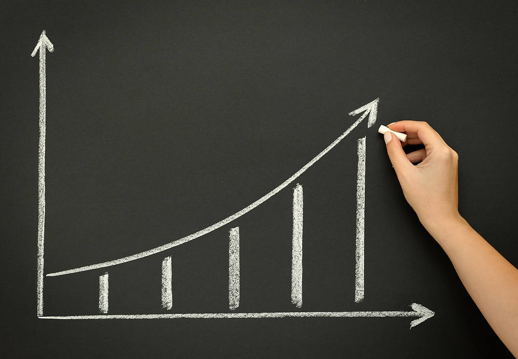 皇冠信用_半年利润暴增344%、订单排到2027年皇冠信用，电子布龙头宏和科技扩产狂奔之下负债率逼近50%