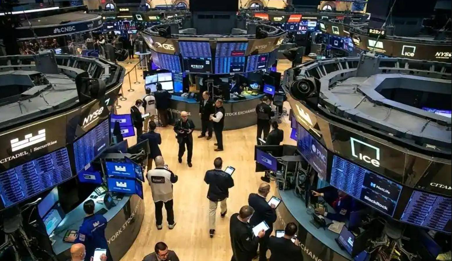 皇冠正網_还剩下6180亿皇冠正網，中方停购美债，多国资金抢着接盘，黑天鹅终于出现