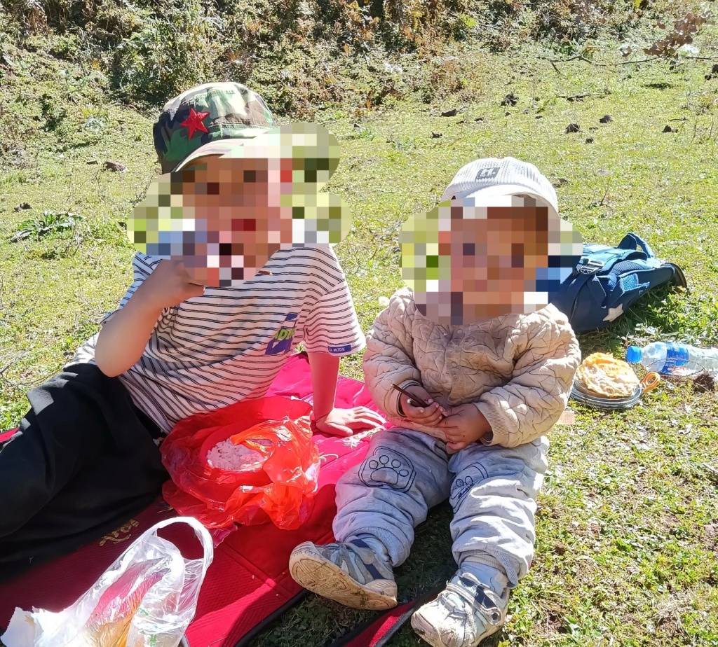 皇冠登3_“云南7岁哥哥和2岁妹妹被胡蜂蜇亡案”明日开庭皇冠登3，受害者父母：没有义务共情养蜂人