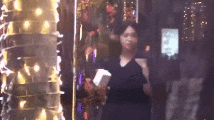 皇冠app_她好像真的未婚先孕了皇冠app？全网都在猜孩子生父是谁