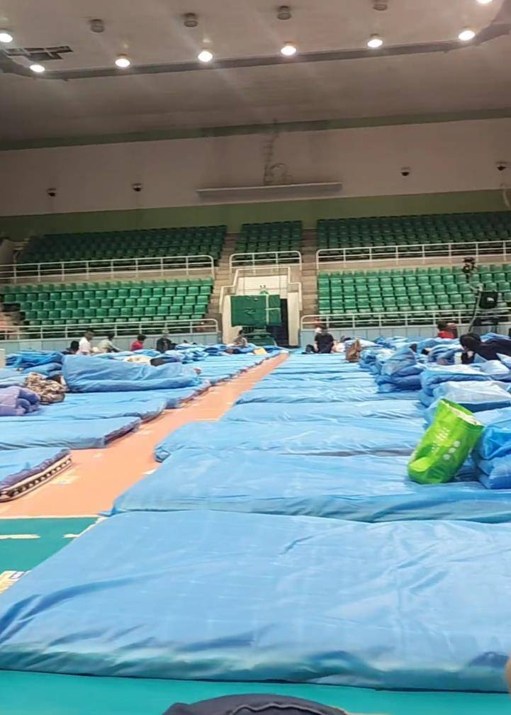 大阪樱花vs广岛三箭_兰州大学连续3年打地铺让新生家长免费住大阪樱花vs广岛三箭，新生第一碗兰州牛肉面校方买单，还送4A级以上景区门票