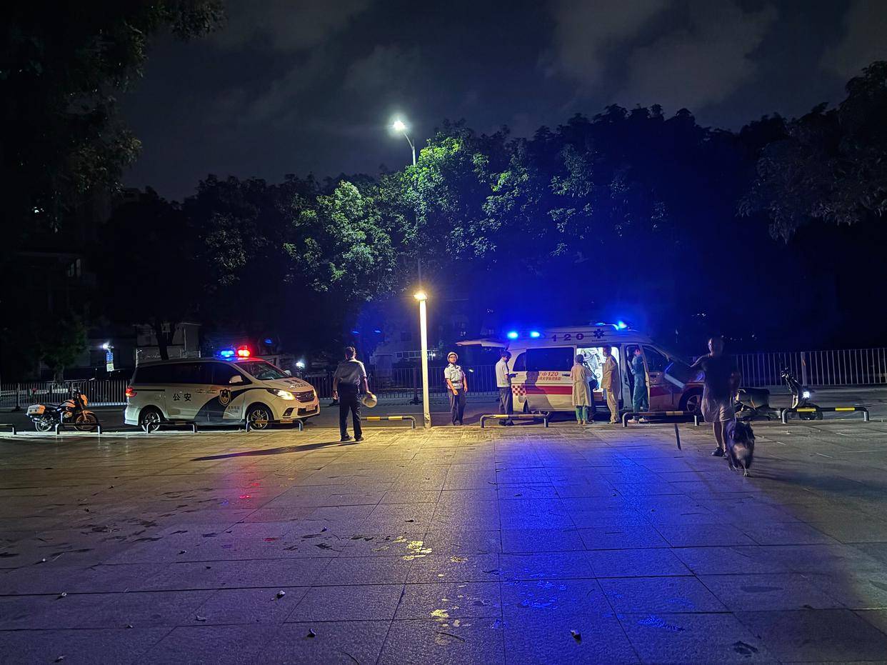 叶尼塞vs索科尔萨拉托夫_“有人吗？”东莞女子中元节深夜遛狗突传呼唤声叶尼塞vs索科尔萨拉托夫，“全程令人不安”，原是夜跑者求救